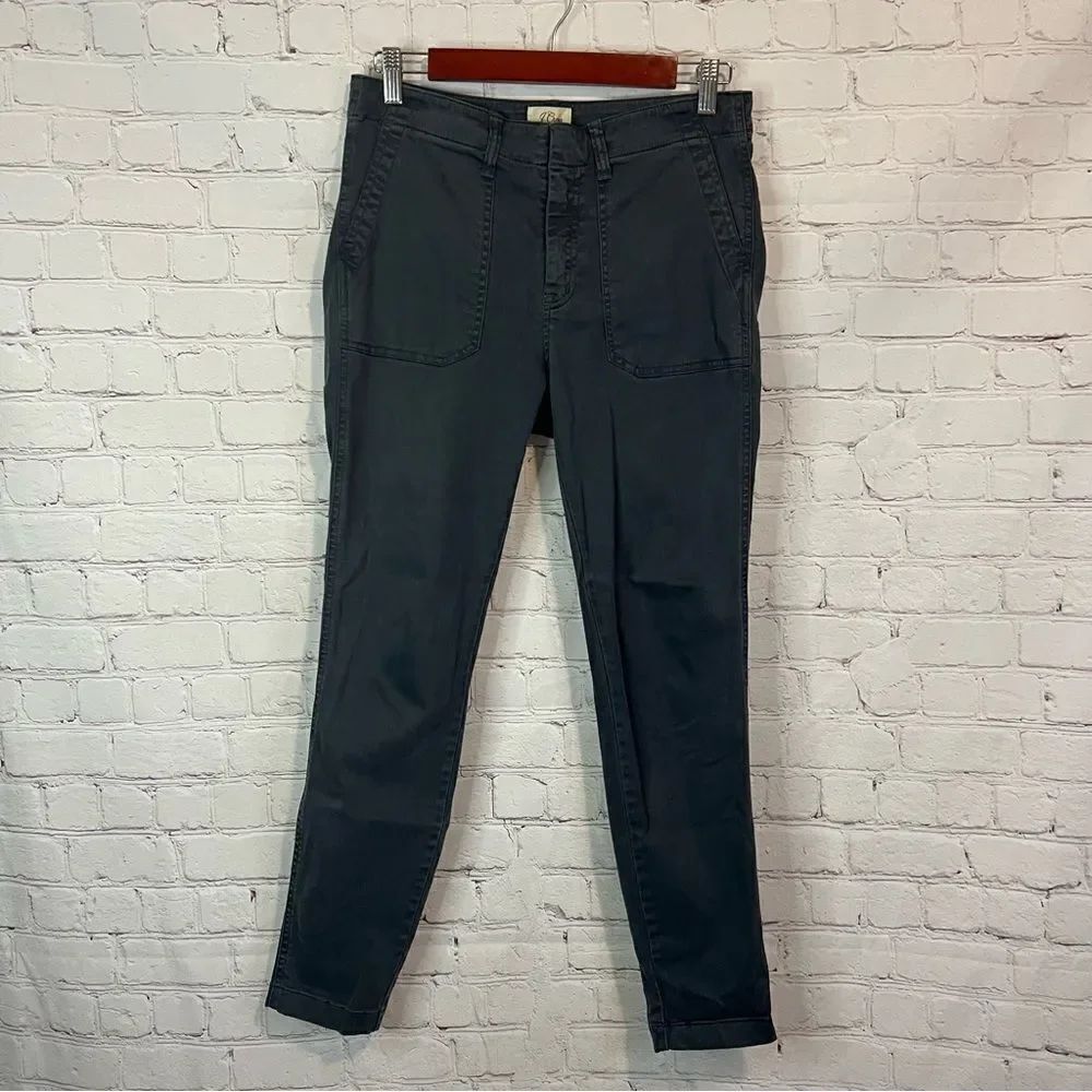 J Crew 9" cargo toothpick pant Gray size 28